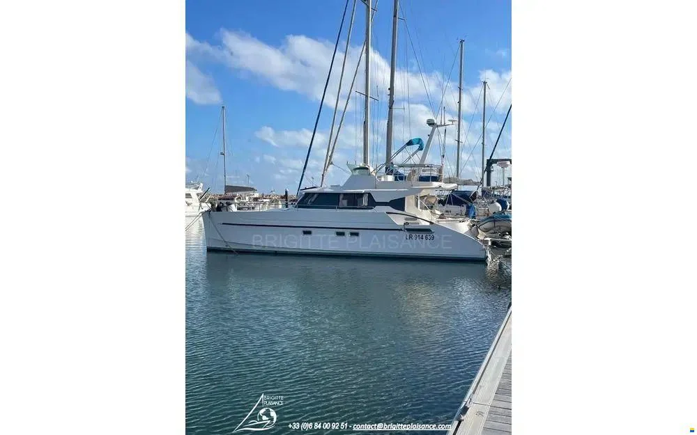BoatPhoto.coverAlt