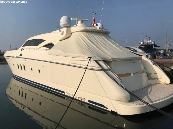 BoatPhoto.alt