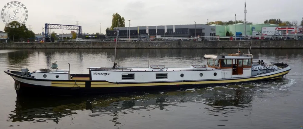 BoatPhoto.coverAlt
