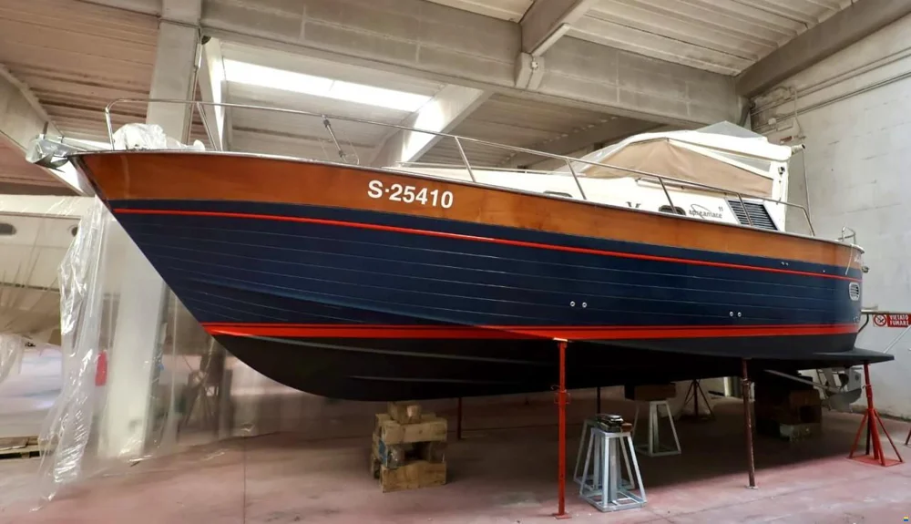 BoatPhoto.coverAlt