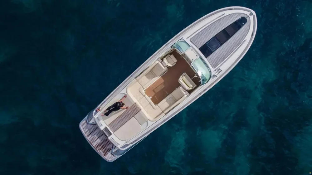 BoatPhoto.alt