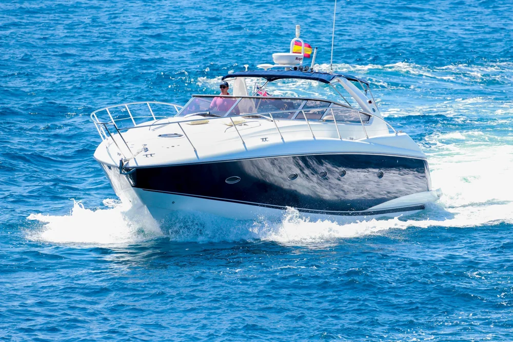 BoatPhoto.coverAlt