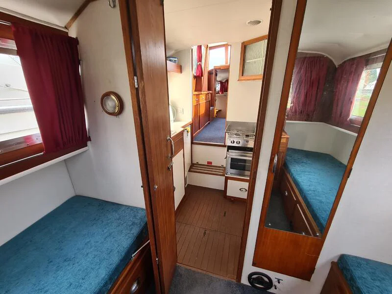 BoatPhoto.coverAlt