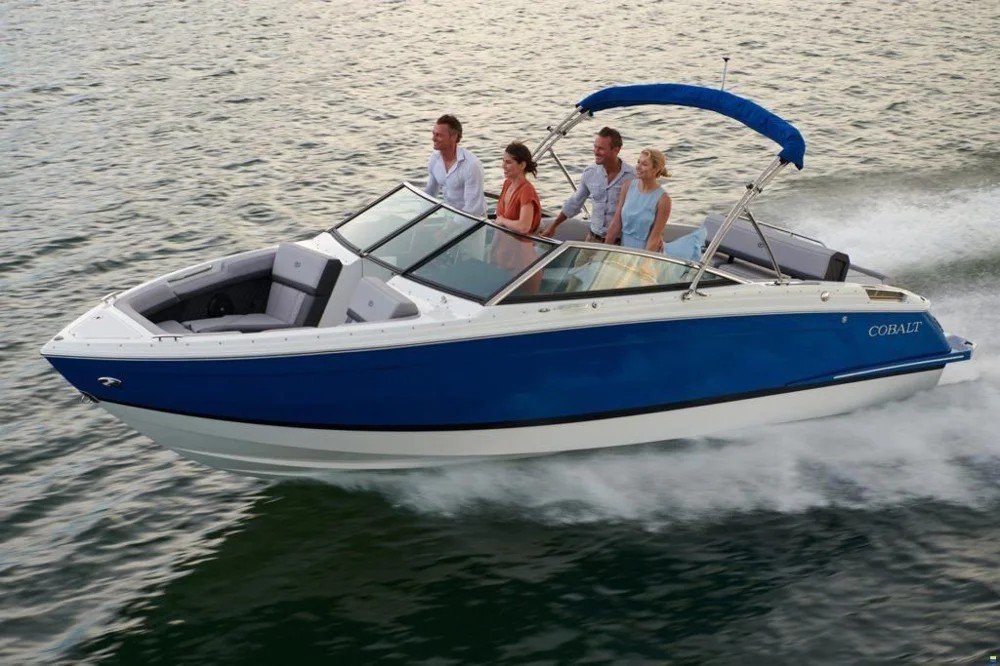 BoatPhoto.coverAlt