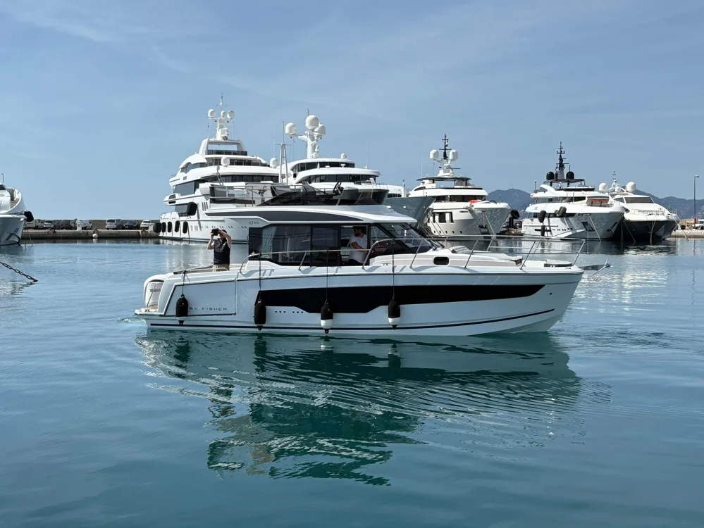 BoatPhoto.coverAlt