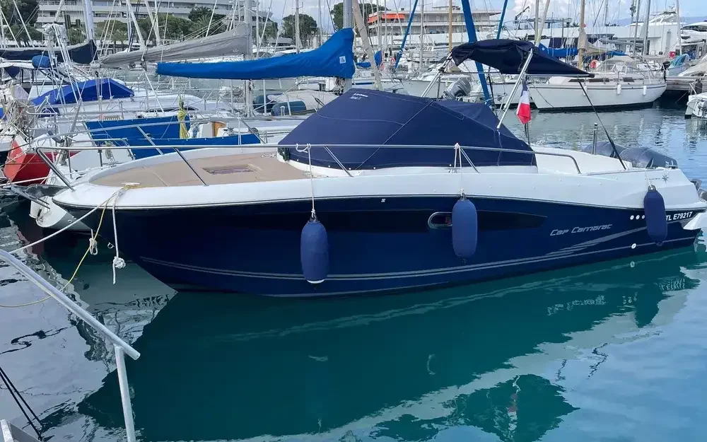 BoatPhoto.coverAlt
