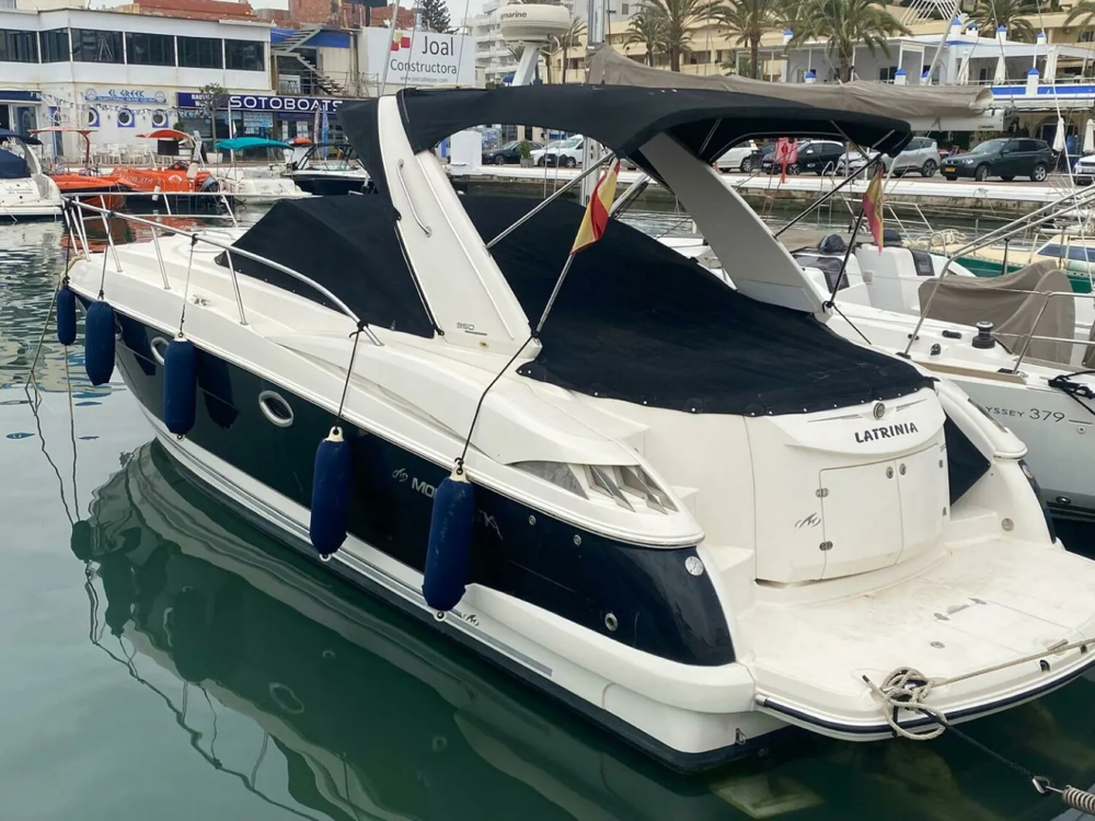 BoatPhoto.coverAlt