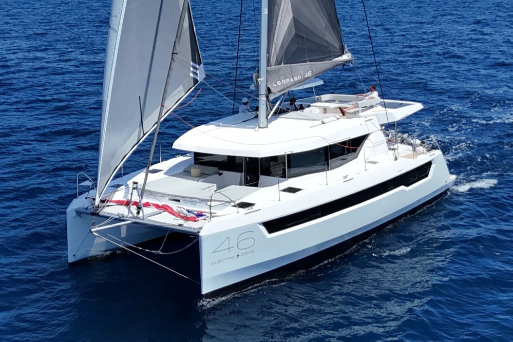 BoatPhoto.coverAlt