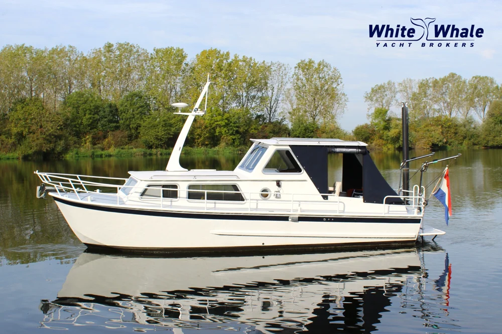 BoatPhoto.coverAlt