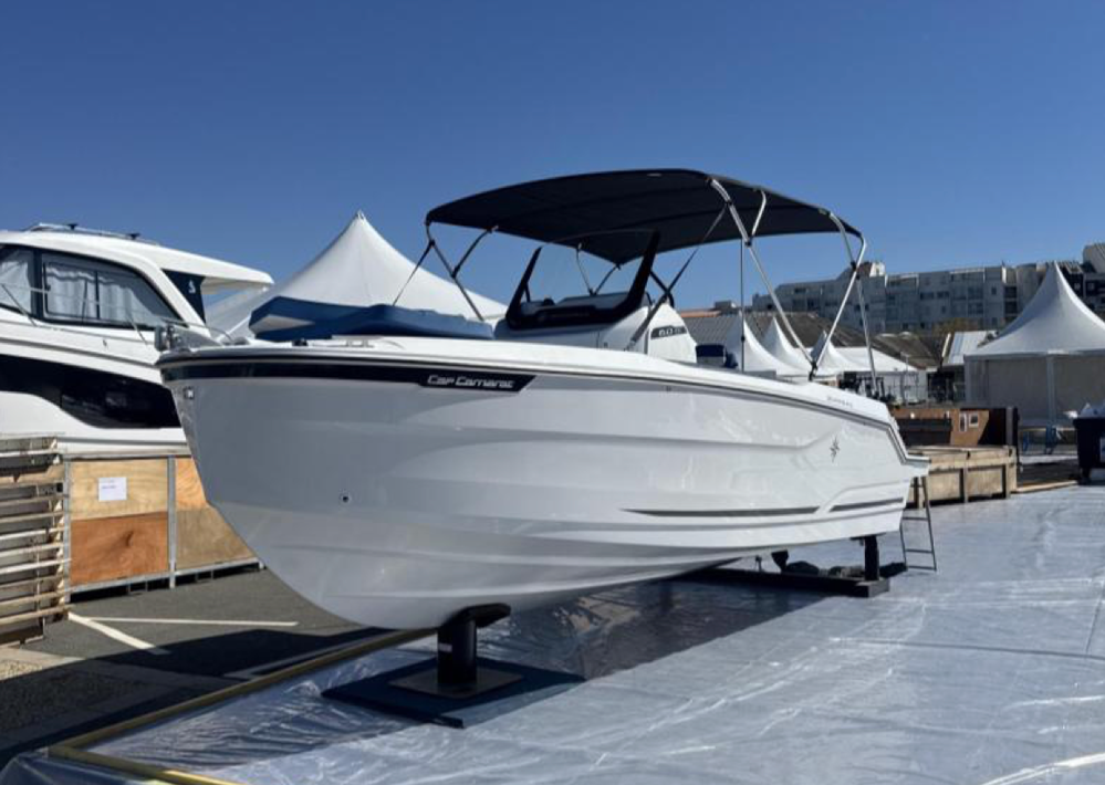 BoatPhoto.coverAlt