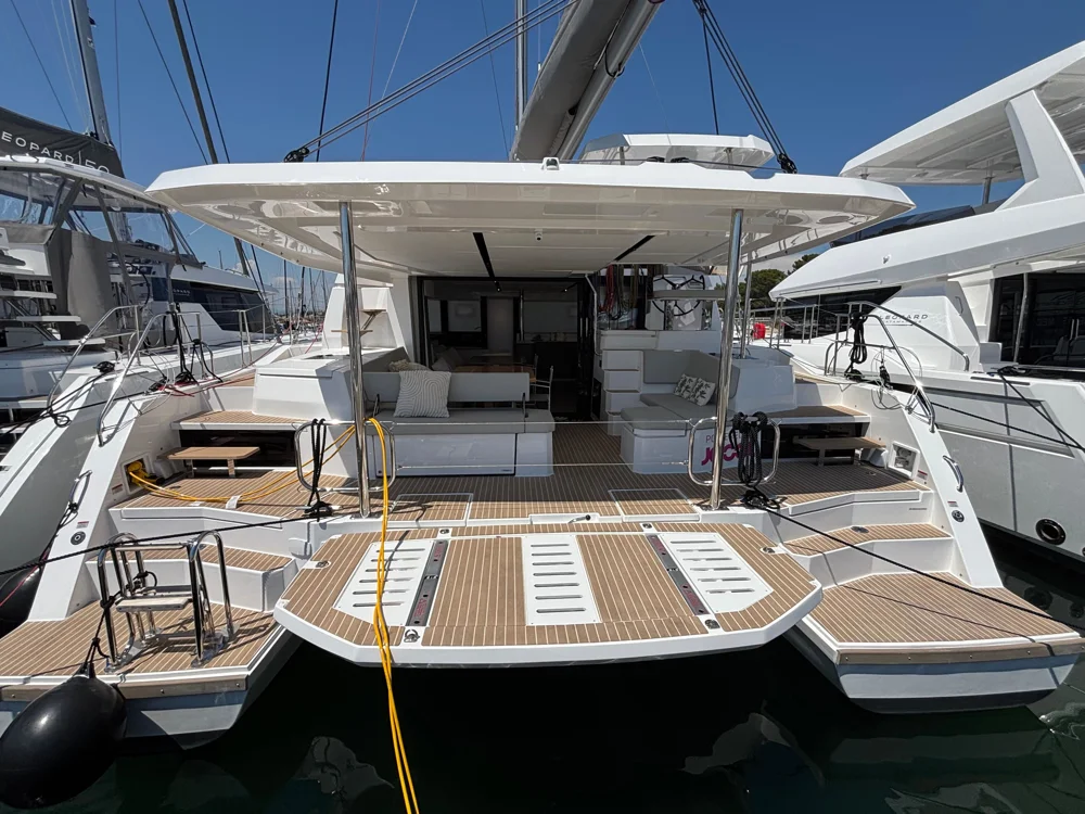 BoatPhoto.alt