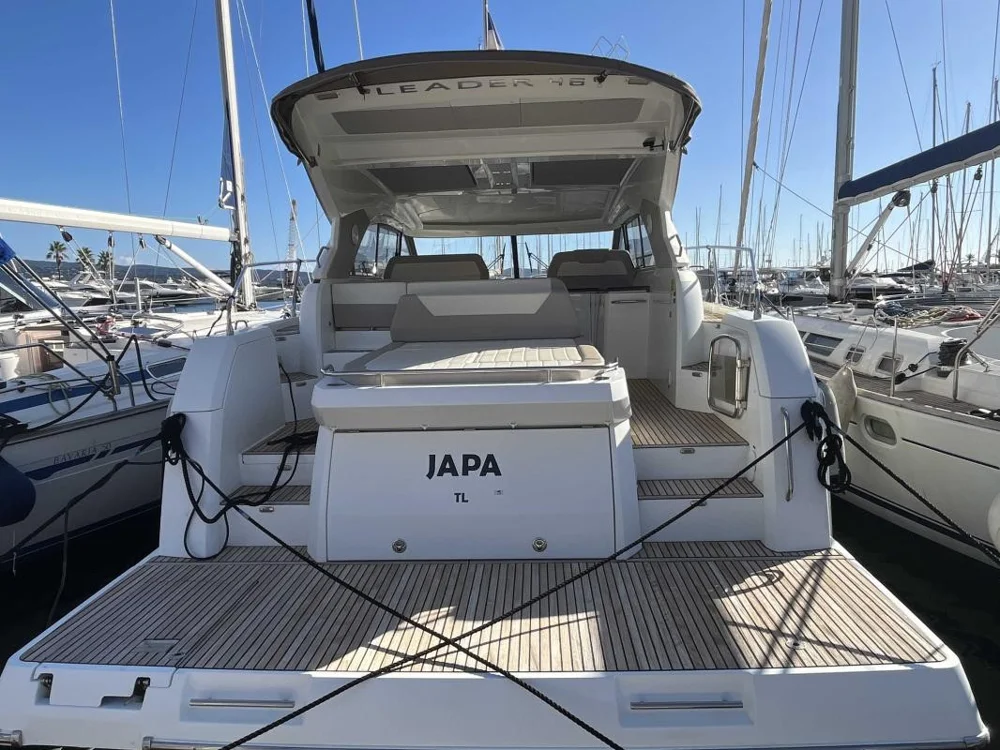 BoatPhoto.alt