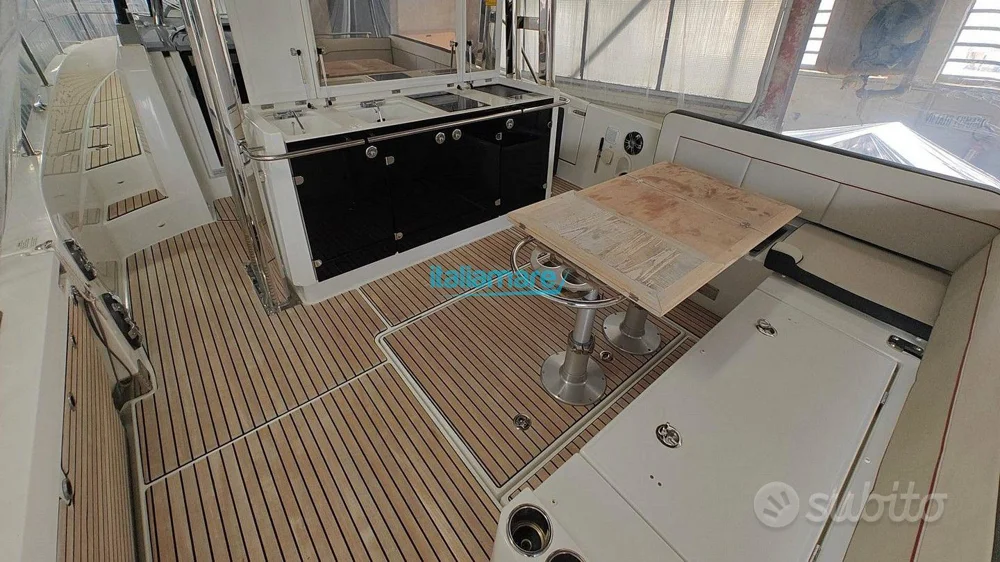 Jeanneau for sale in Qualiano, Italy, photo 2 of 5
