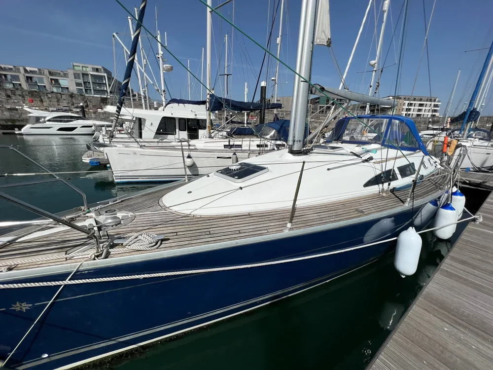 BoatPhoto.coverAlt
