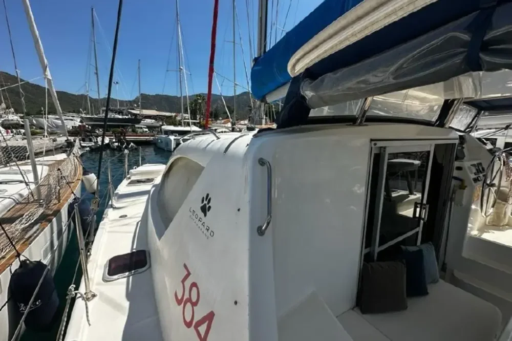 BoatPhoto.alt
