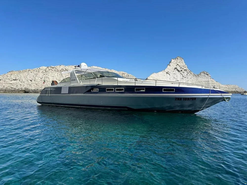 BoatPhoto.coverAlt
