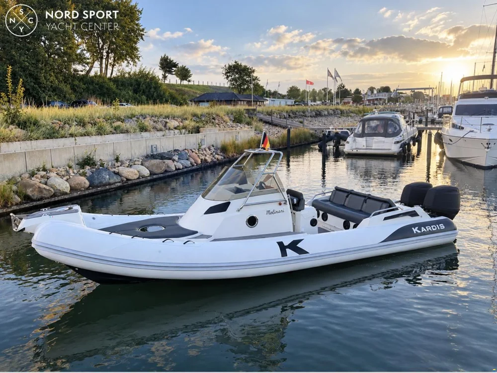 BoatPhoto.coverAlt