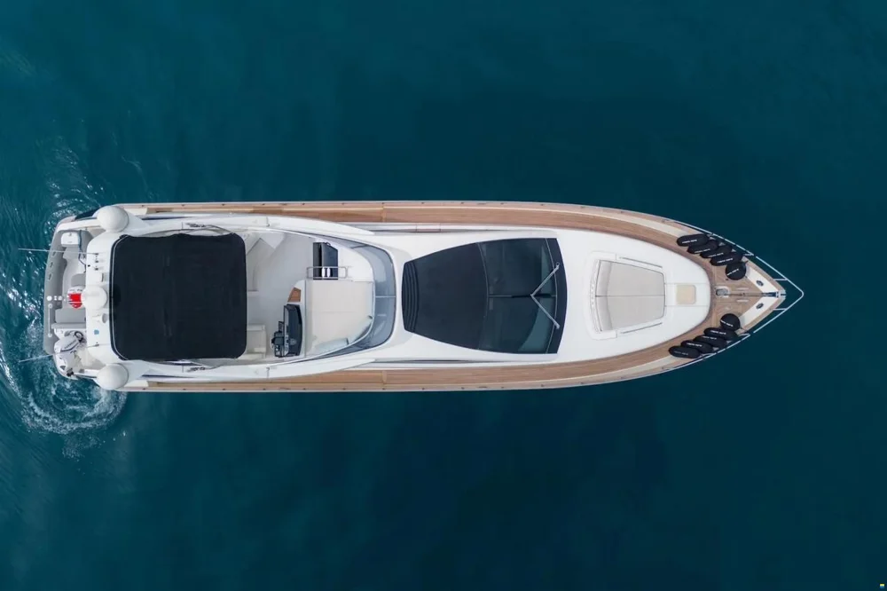 BoatPhoto.alt