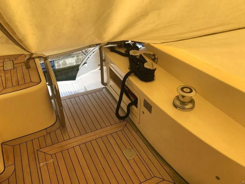 BoatPhoto.alt