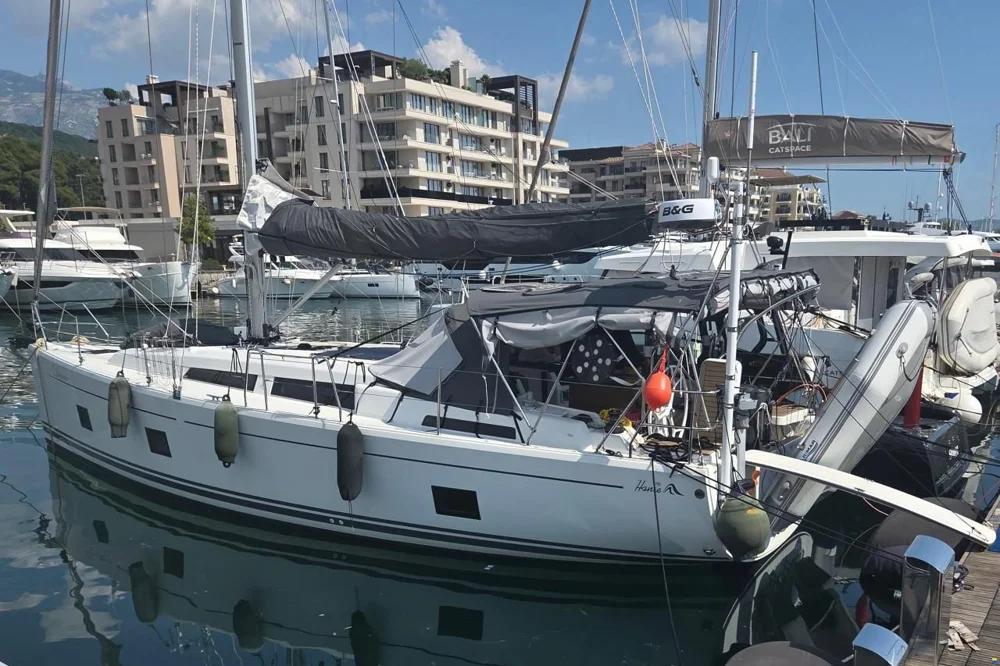 BoatPhoto.coverAlt