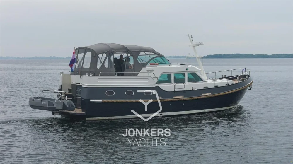 BoatPhoto.alt