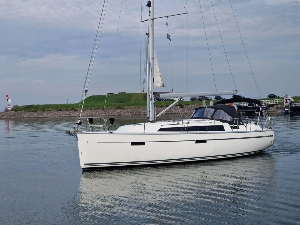 BoatPhoto.coverAlt