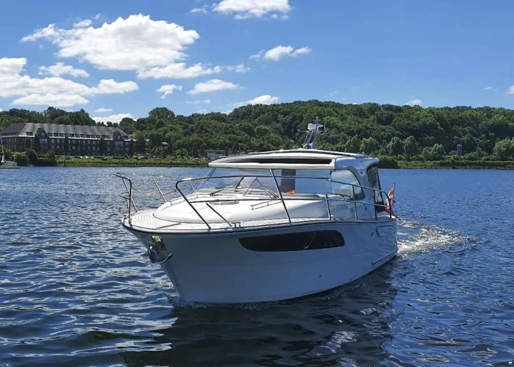 BoatPhoto.alt
