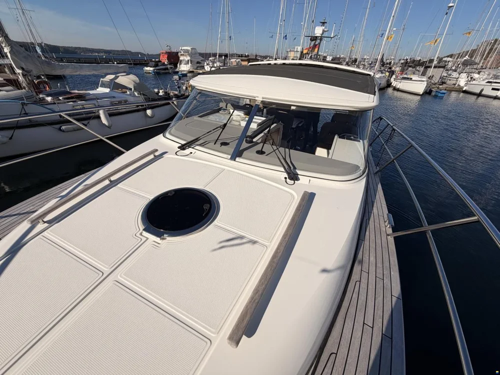 BoatPhoto.alt