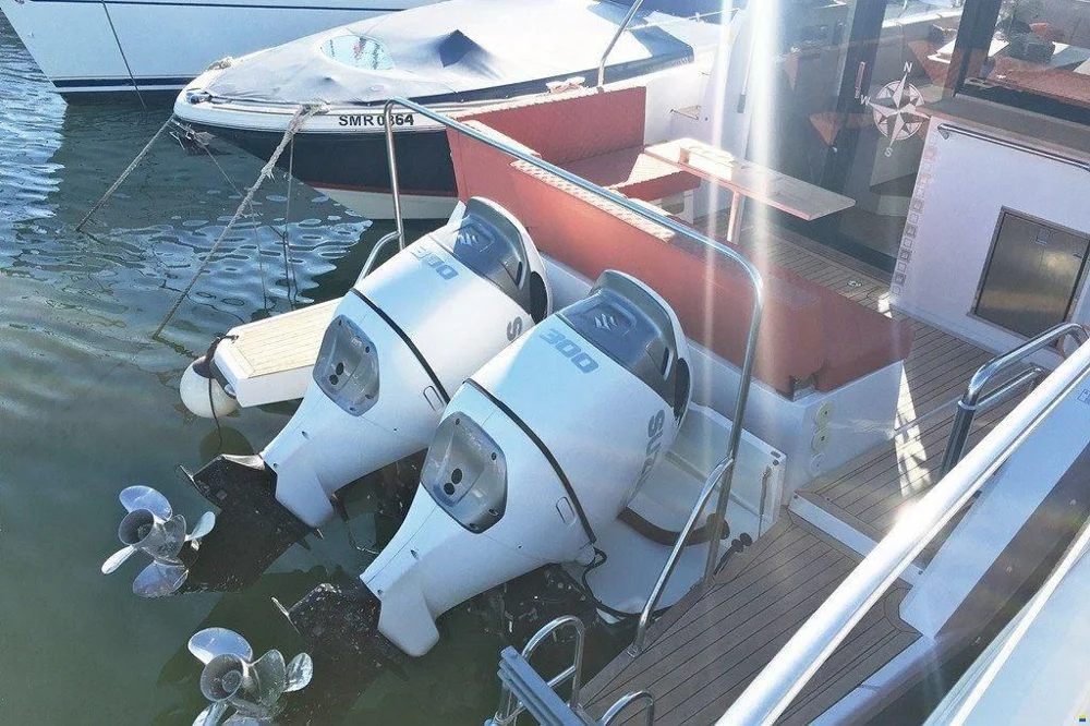 BoatPhoto.alt
