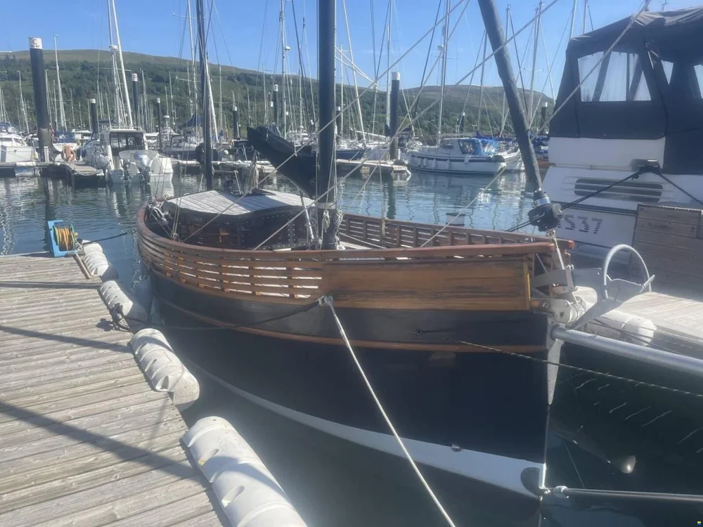 BoatPhoto.alt