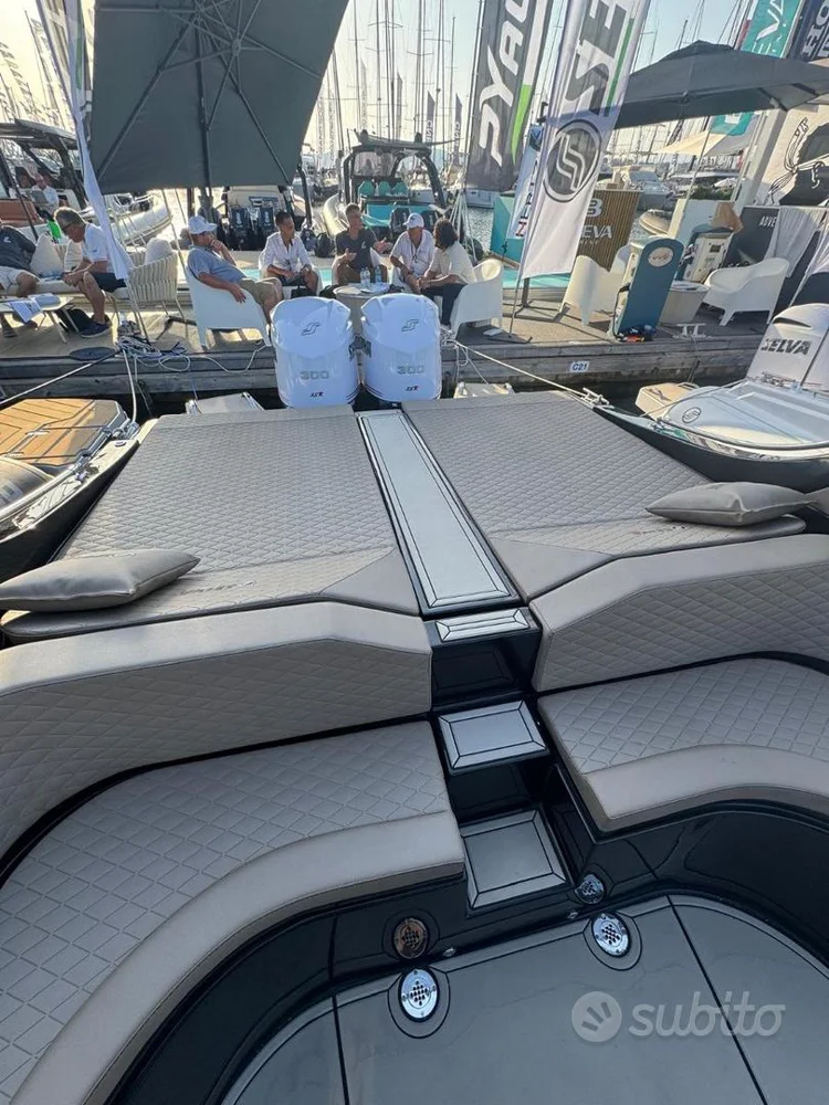 BoatPhoto.alt