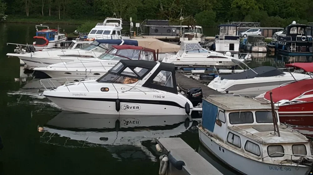 BoatPhoto.alt