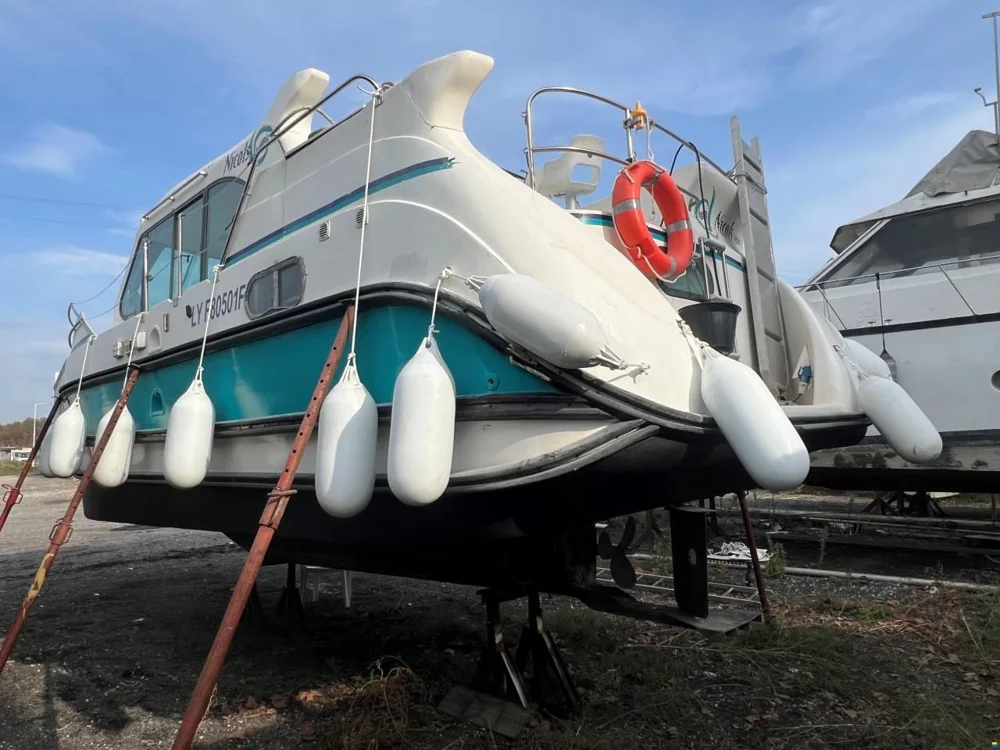 BoatPhoto.alt