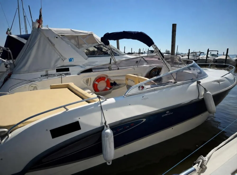 BoatPhoto.coverAlt