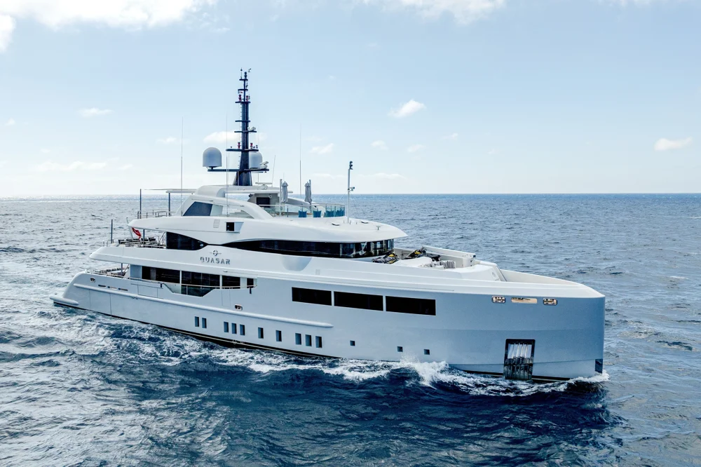 BoatPhoto.coverAlt