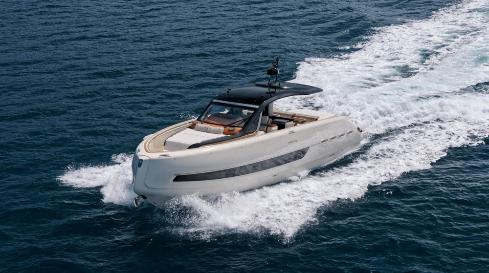 BoatPhoto.coverAlt