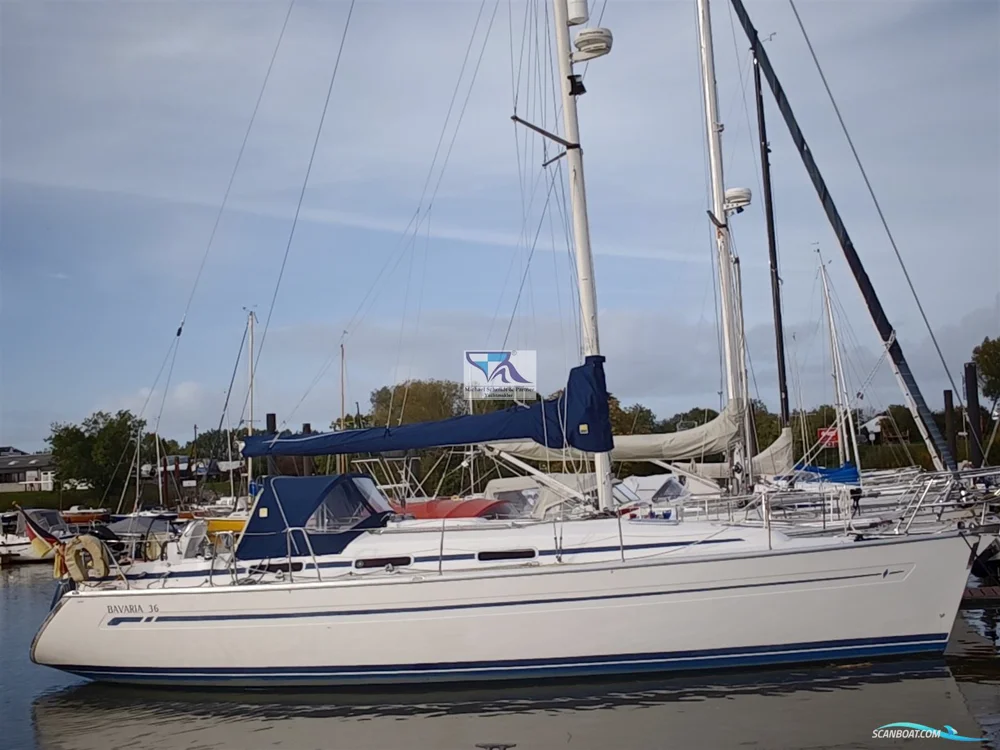 BoatPhoto.coverAlt