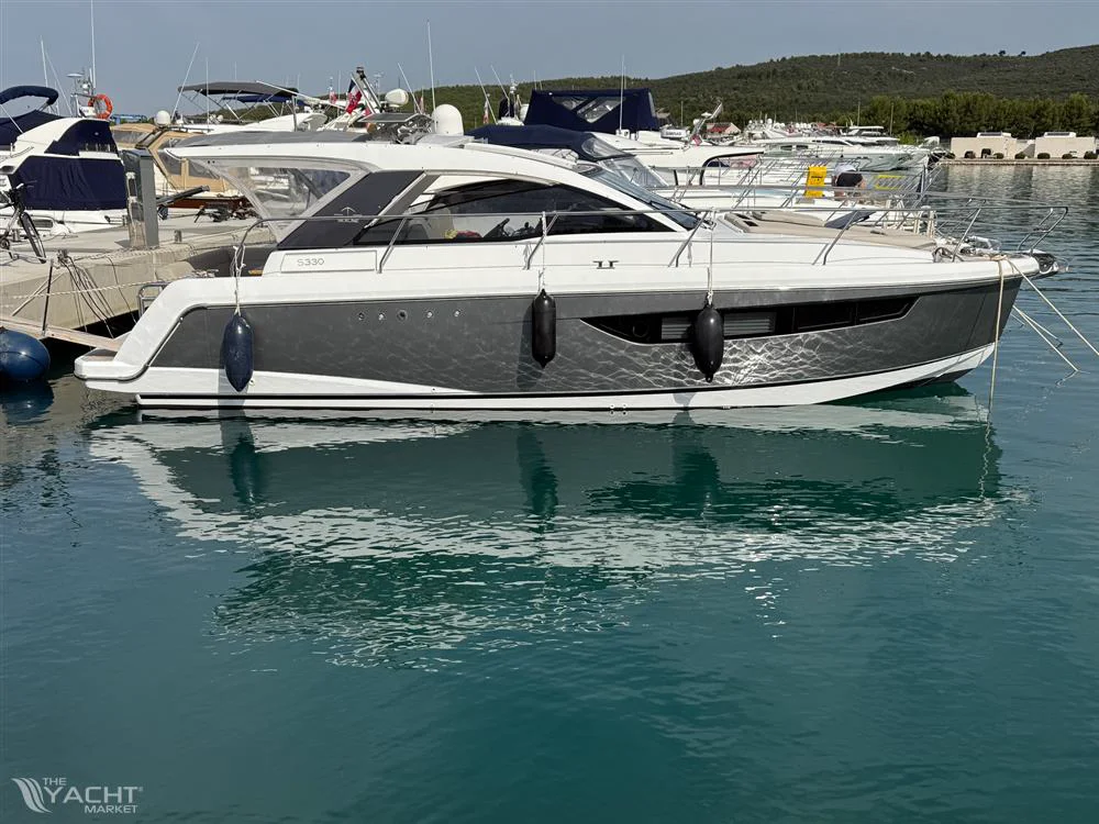 BoatPhoto.alt