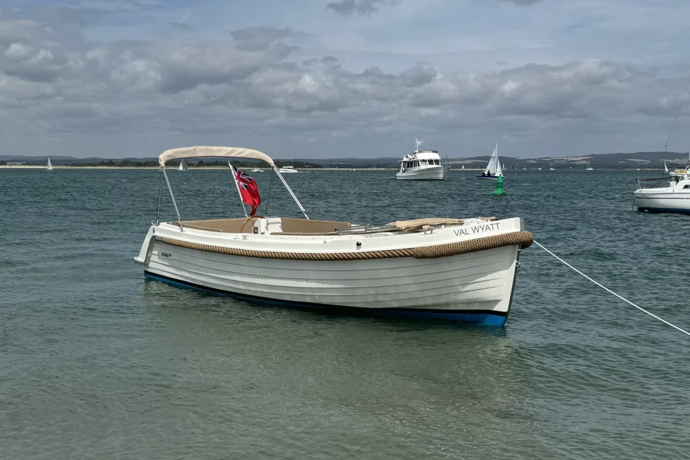 BoatPhoto.alt