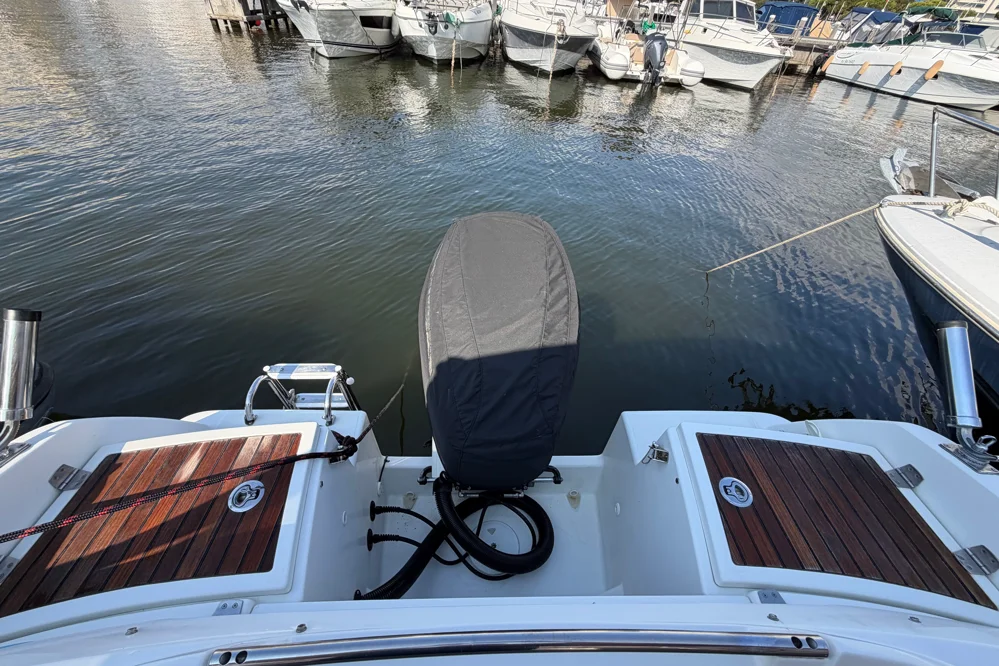 BoatPhoto.alt