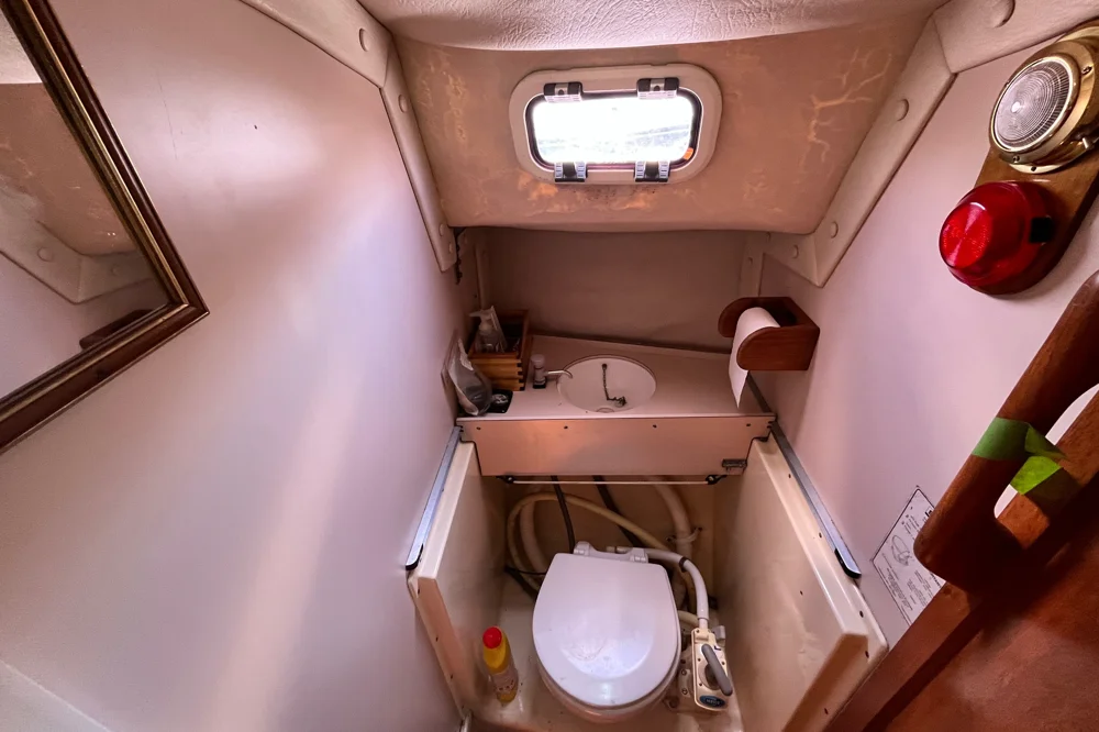 BoatPhoto.alt