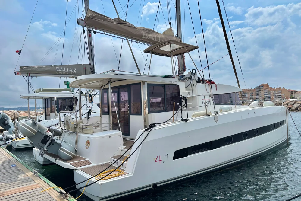 BoatPhoto.alt