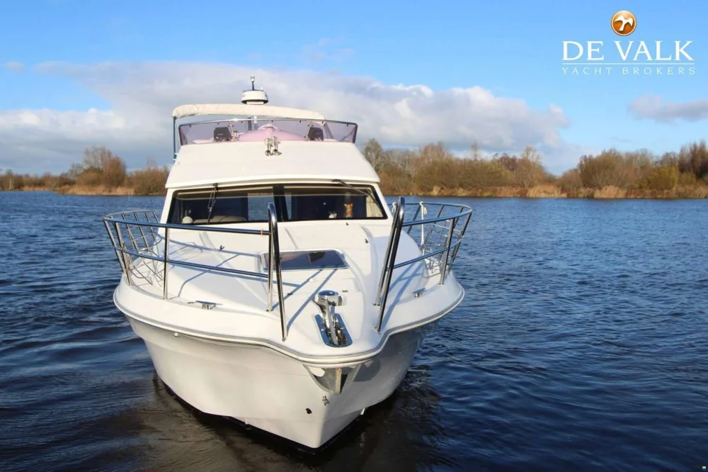 BoatPhoto.coverAlt