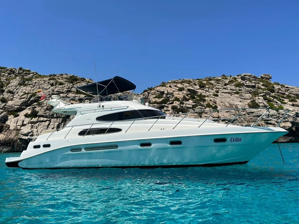 BoatPhoto.coverAlt