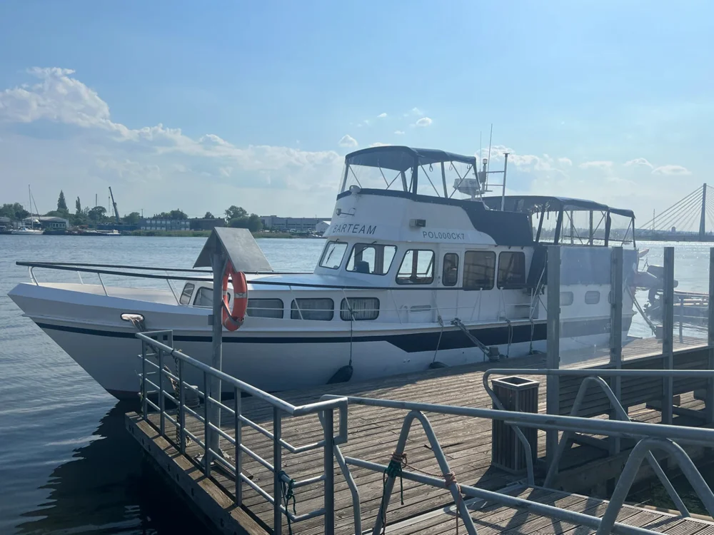 BoatPhoto.alt