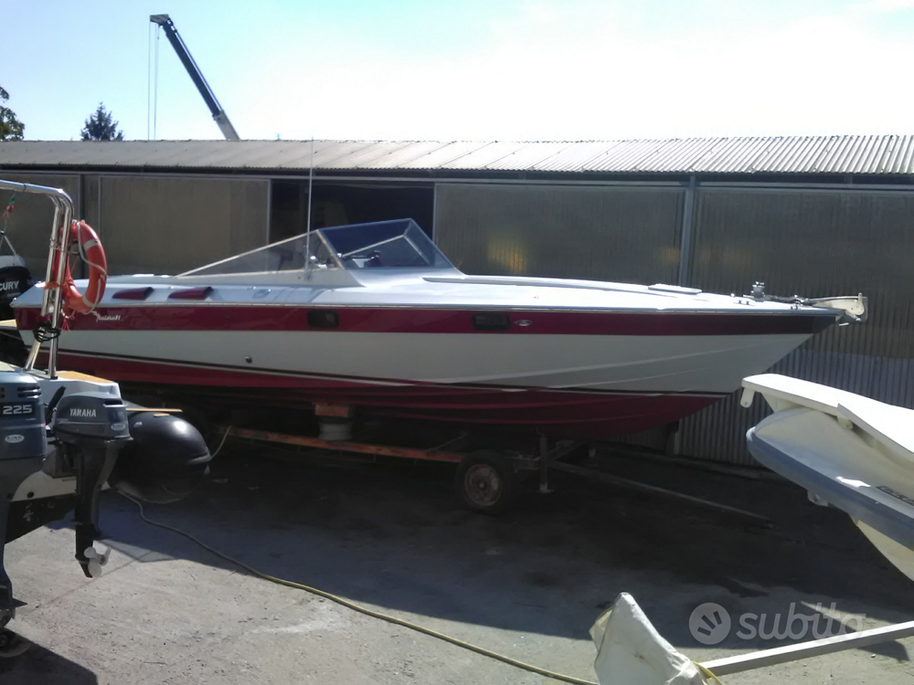 BoatPhoto.coverAlt