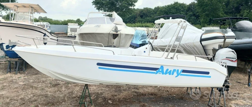 BoatPhoto.coverAlt
