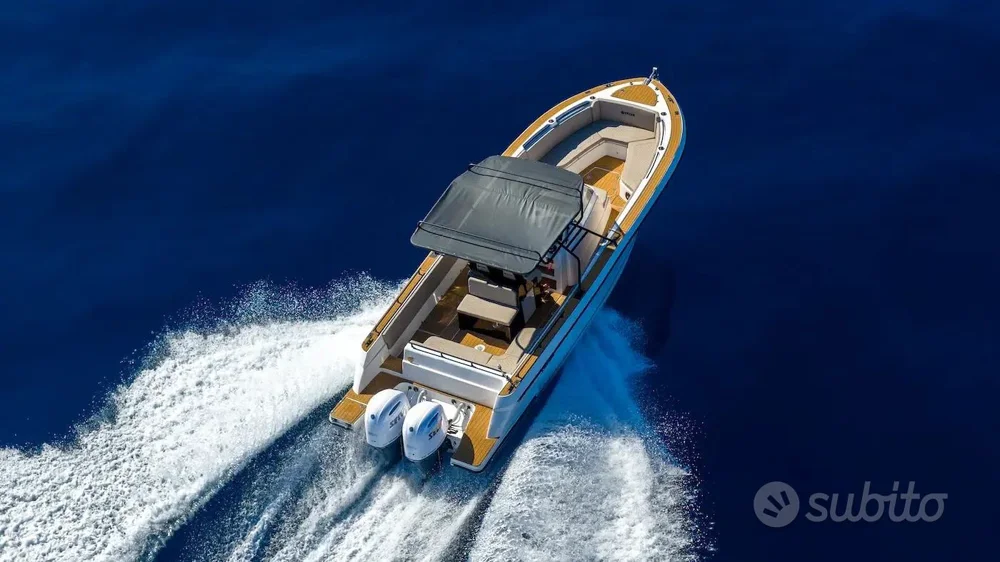 BoatPhoto.coverAlt