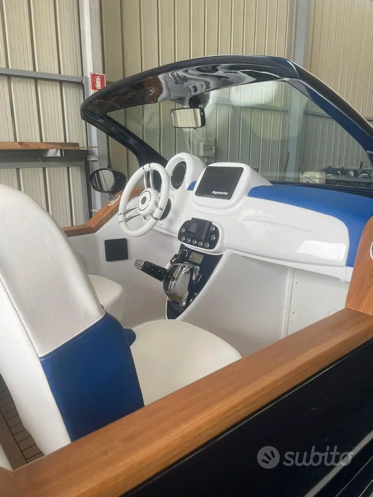 BoatPhoto.alt