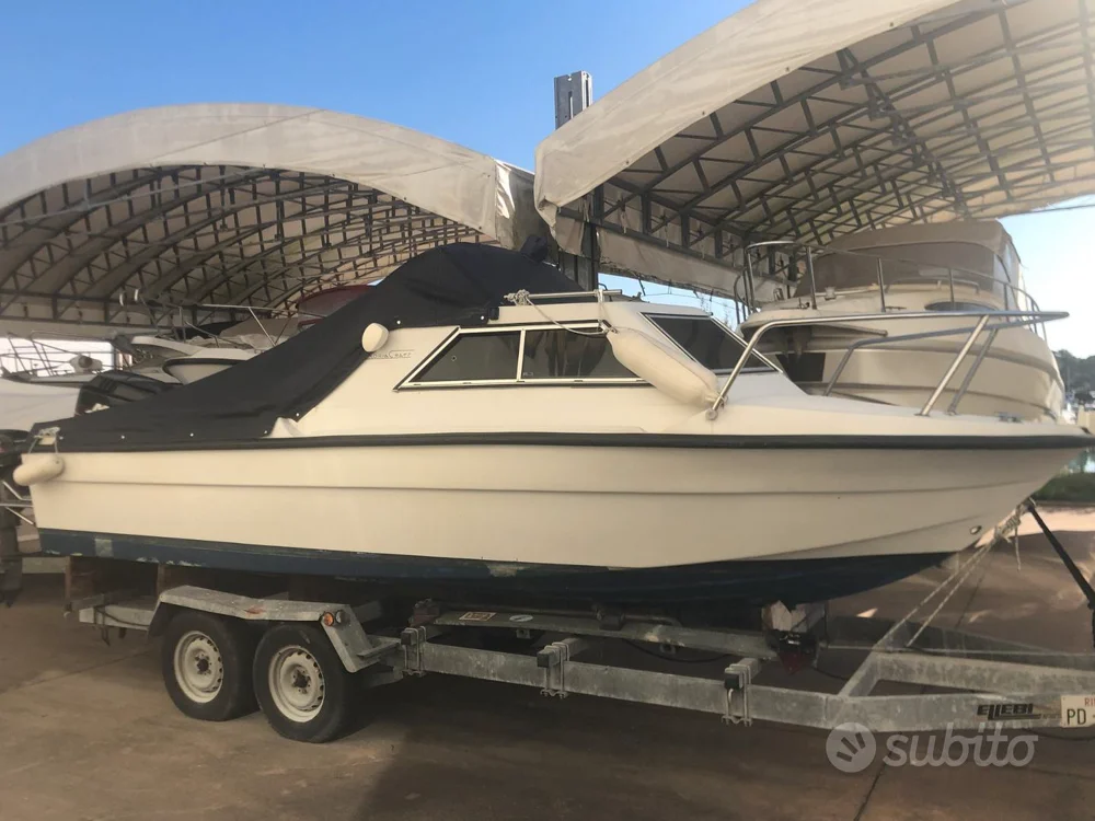 BoatPhoto.coverAlt